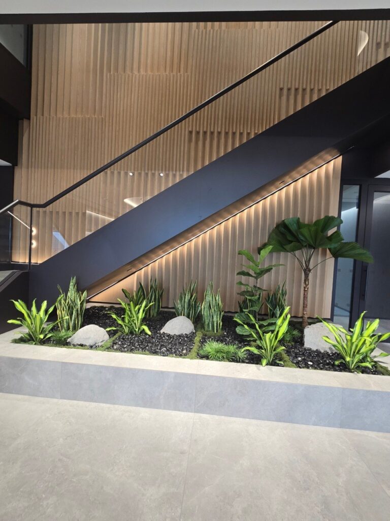 IOI Central Office 楼梯05